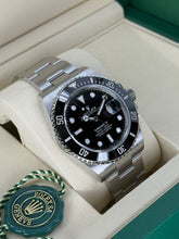 Carica l'immagine nel visualizzatore di Gallery, Rolex Submariner Date 126610LN year 2026 full set LIKE NEW
