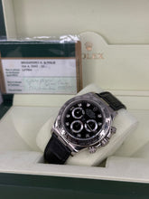 Carica l'immagine nel visualizzatore di Gallery, Rolex Daytona 18K white gold ref. 116519 year 2009 full set
