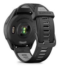 Carica l'immagine nel visualizzatore di Gallery, Garmin Smartwatch Forerunner® 265