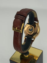 Carica l'immagine nel visualizzatore di Gallery, Longines Conquest Calendar automatico in oro giallo 18 KT 35mm