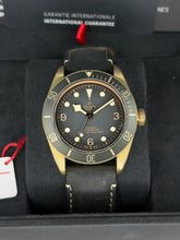 Carica l'immagine nel visualizzatore di Gallery, Tudor Black Bay Bronze 79250BA year 2023 full set LIKE NEW