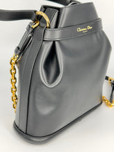 Carica l'immagine nel visualizzatore di Gallery, Borsa Media C’est Dior autunno 2023