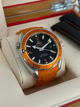 Carica l'immagine nel visualizzatore di Gallery, Omega Seamaster Planet Ocean ref. 23232462101001 year 2012 full set