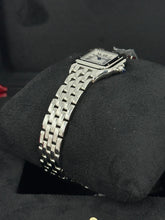 Carica l'immagine nel visualizzatore di Gallery, Cartier Panthère Small 23mmx30mm WSPN0013 year 2025 full set NEW