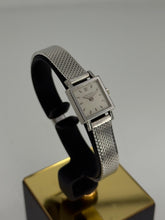 Carica l'immagine nel visualizzatore di Gallery, Patek Philippe Geneve a carica manuale in oro bianco 18K