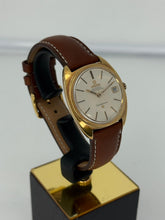 Carica l'immagine nel visualizzatore di Gallery, Omega Constellation ref. 168017 automatico in oro giallo 18K
