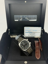 Carica l'immagine nel visualizzatore di Gallery, Panerai Radiomir GMT Alarm PAM00098 year 2004 full set