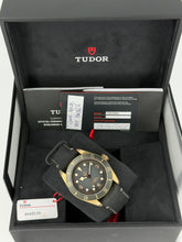 Carica l'immagine nel visualizzatore di Gallery, Tudor Black Bay Bronze 79250BA year 2023 full set LIKE NEW