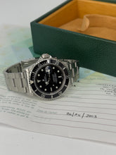 Carica l'immagine nel visualizzatore di Gallery, Rolex Submariner Date 16610 year 2003 full set