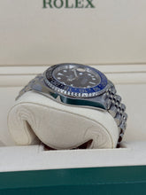 Carica l'immagine nel visualizzatore di Gallery, Rolex GMT-Master II Batgirl 126710BLNR year 2019 full set