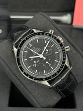 Carica l'immagine nel visualizzatore di Gallery, Omega Speedmaster Professional Moonwatch ref. 38735031