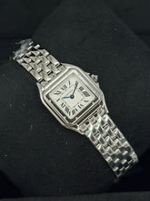 Carica l'immagine nel visualizzatore di Gallery, Cartier Panthère Small WSPN0013 year 2026 full set LIKE NEW