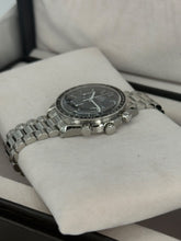 Carica l'immagine nel visualizzatore di Gallery, Omega Speedmaster Reduced 35705000 year 2000 full set