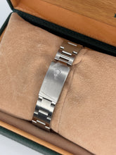 Carica l'immagine nel visualizzatore di Gallery, Rolex Oyster Perpetual Date ref. 15200 year 2005 full set