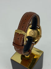 Carica l'immagine nel visualizzatore di Gallery, Omega Constellation ref. 168017 automatico in oro giallo 18K
