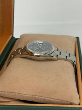 Carica l'immagine nel visualizzatore di Gallery, Rolex Oyster Perpetual Date ref. 15200 year 2002 full set
