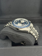 Carica l'immagine nel visualizzatore di Gallery, Tudor Black Bay Chrono Blu 79360B year 2024 full set LIKE NEW