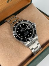 Carica l&#39;immagine nel visualizzatore di Gallery, Rolex Submariner Date 16610 year 1997 full set
