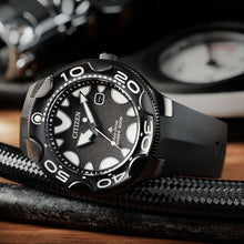 Carica l&#39;immagine nel visualizzatore di Gallery, Citizen Promaster Diver&#39;s Eco Drive 200 mt &quot;Orca&quot; BN0235-01E
