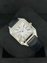 Carica l'immagine nel visualizzatore di Gallery, Cartier Santos Dumont XL ref. WSSA0032 year 2026 full set LIKE NEW
