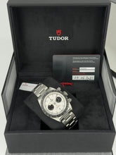 Carica l&#39;immagine nel visualizzatore di Gallery, Tudor Black Bay Chrono panda ref. 79360N year 2021 full set
