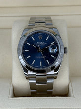 Carica l'immagine nel visualizzatore di Gallery, Rolex Datejust 126300 year 2018 full set
