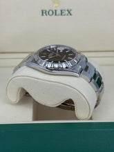 Carica l'immagine nel visualizzatore di Gallery, Rolex Datejust 41mm 126334 year 2025 full set LIKE NEW

