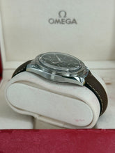 Carica l'immagine nel visualizzatore di Gallery, Omega Speedmaster Broad Arrow 1957 ref. 2110425001001 year 2010 full set
