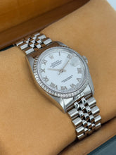 Carica l'immagine nel visualizzatore di Gallery, Rolex Datejust 36 mm ref. 16220 year 1991 full set
