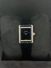 Carica l'immagine nel visualizzatore di Gallery, Cartier Tank must black dial WSTA0071 year 2025 full set LIKE NEW
