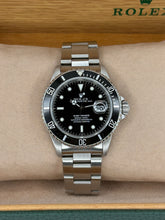 Carica l&#39;immagine nel visualizzatore di Gallery, Rolex Submariner Date 16610 year 1999 full set
