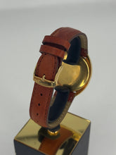 Carica l&#39;immagine nel visualizzatore di Gallery, Omega automatico Day-Date in oro giallo 18 KT 34,7mm
