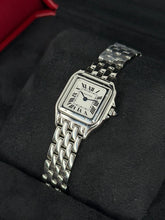 Carica l&#39;immagine nel visualizzatore di Gallery, Cartier Panthère Small 23mmx30mm WSPN0013 year 2025 full set NEW

