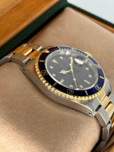 Carica l&#39;immagine nel visualizzatore di Gallery, Rolex Submariner Date 16613 year 1994 full set

