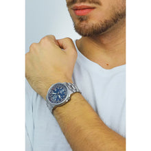 Carica l&#39;immagine nel visualizzatore di Gallery, Citizen Pilot radiocontrollato Eco-Drive Super Titanio CB0230-81L
