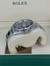 Carica l&#39;immagine nel visualizzatore di Gallery, Rolex GMT-Master II Batman 126710BLNR year 2025 full set LIKE NEW
