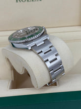 Carica l'immagine nel visualizzatore di Gallery, Rolex Submariner Date Starbucks 126610LV year 2021 full set
