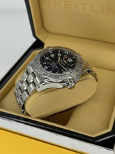 Carica l&#39;immagine nel visualizzatore di Gallery, Breitling Superocean ref. A17360 year 2004 full set
