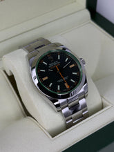 Carica l'immagine nel visualizzatore di Gallery, Rolex Milgauss 116400GV year ~2009 full set
