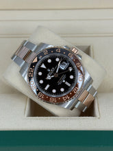 Carica l&#39;immagine nel visualizzatore di Gallery, Rolex GMT-Master II Rootbeer 126711CHNR year 2023 full set
