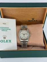 Carica l'immagine nel visualizzatore di Gallery, Rolex Datejust 36 ref. 16234 year 1999 full set
