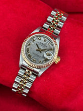 Carica l&#39;immagine nel visualizzatore di Gallery, Rolex Datejust lady 26 ref 79173 year 2004 full set
