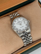 Carica l&#39;immagine nel visualizzatore di Gallery, Rolex Datejust ref. 16234 year 2004 full set
