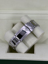 Carica l&#39;immagine nel visualizzatore di Gallery, Rolex Oyster Perpetual Date ref. 115234 year 2009 full set

