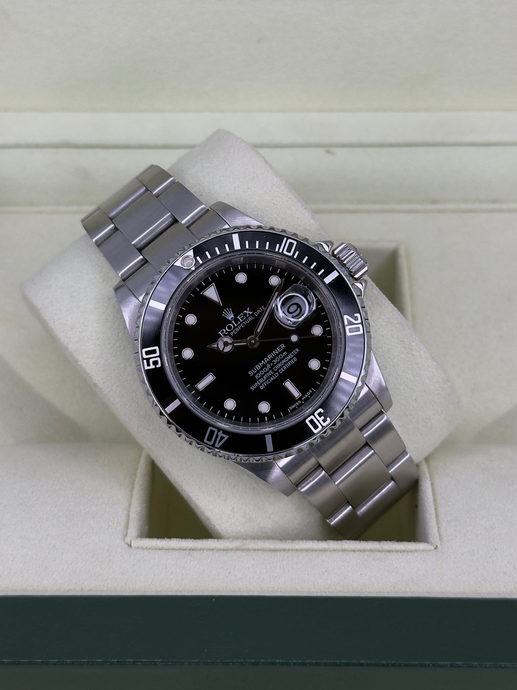 Rolex Submariner Date 16610 year 2008 full set