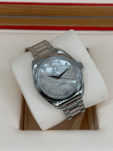 Carica l&#39;immagine nel visualizzatore di Gallery, Omega Seamaster Aqua Terra diamond dial 220.10.34.20.55.001 year 2022 full set

