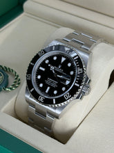 Carica l'immagine nel visualizzatore di Gallery, Rolex Submariner Date 126610LN year 2026 full set LIKE NEW
