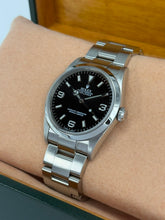 Carica l'immagine nel visualizzatore di Gallery, Rolex Explorer ref. 114270 year 2001 full set

