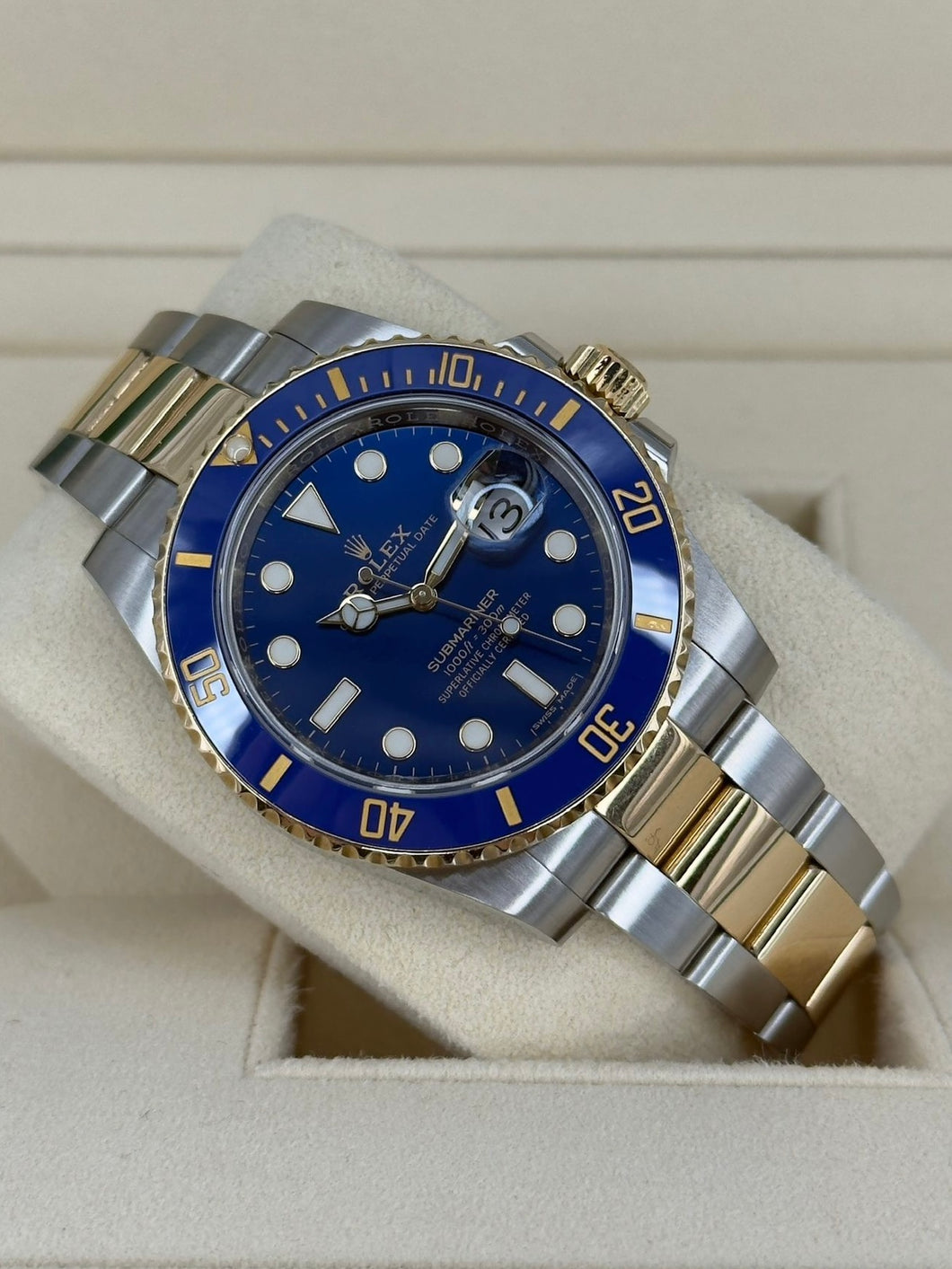 Rolex Submariner Date 116613LB year 2019 full set