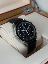 Carica l'immagine nel visualizzatore di Gallery, Omega Speedmaster Professional Moonwatch ref. 38705031
